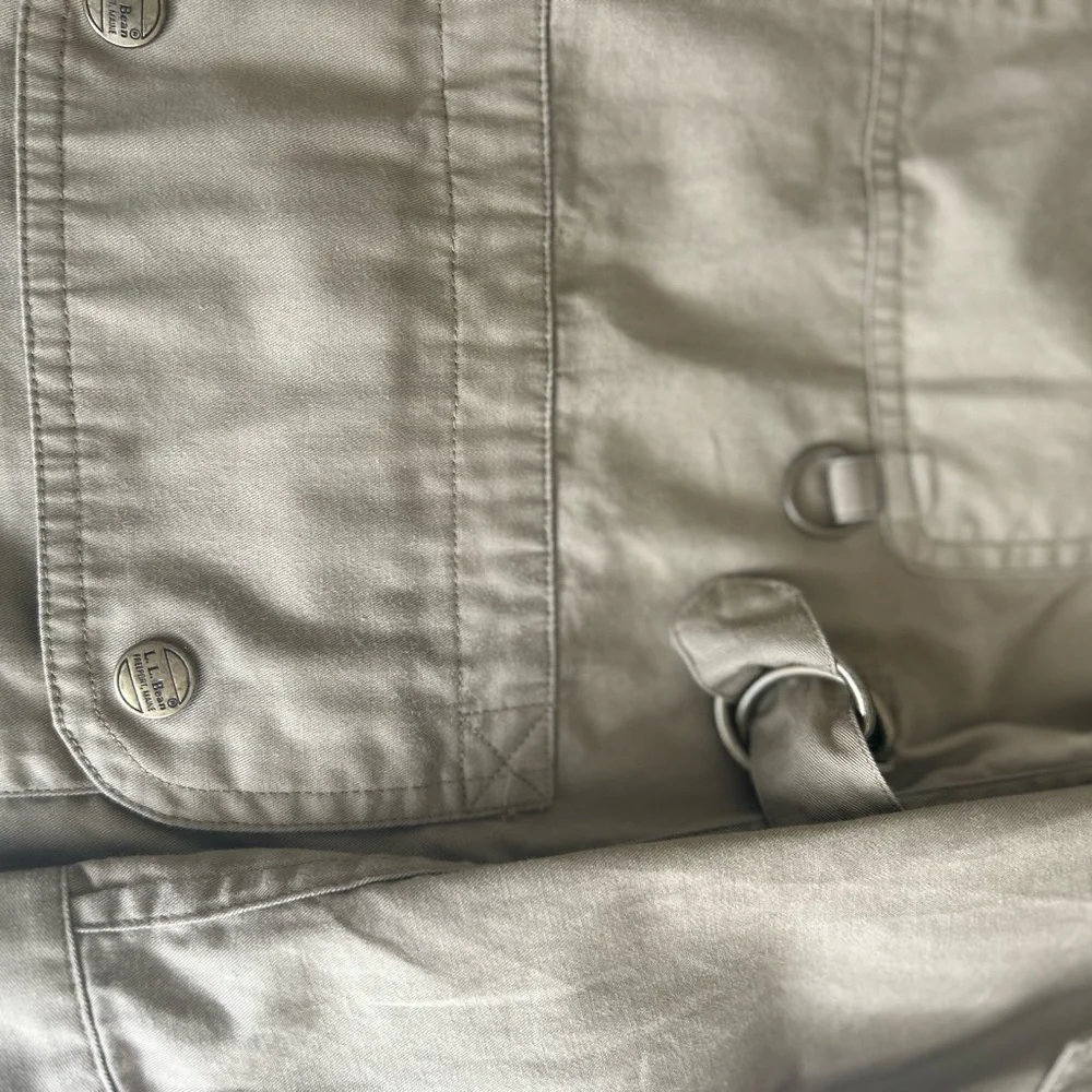 L.L. Bean Tan Lightweight Shirt Jacket with Collar and Adjustable Cuffs - Picture 5 of 9